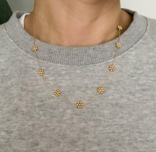 Dainty Golden Bead Flower Necklace - Waterproof Stainless Steel ORIZON