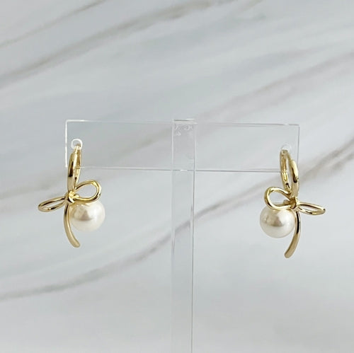 Bowed With Pearl Drop Earrings ORIZON